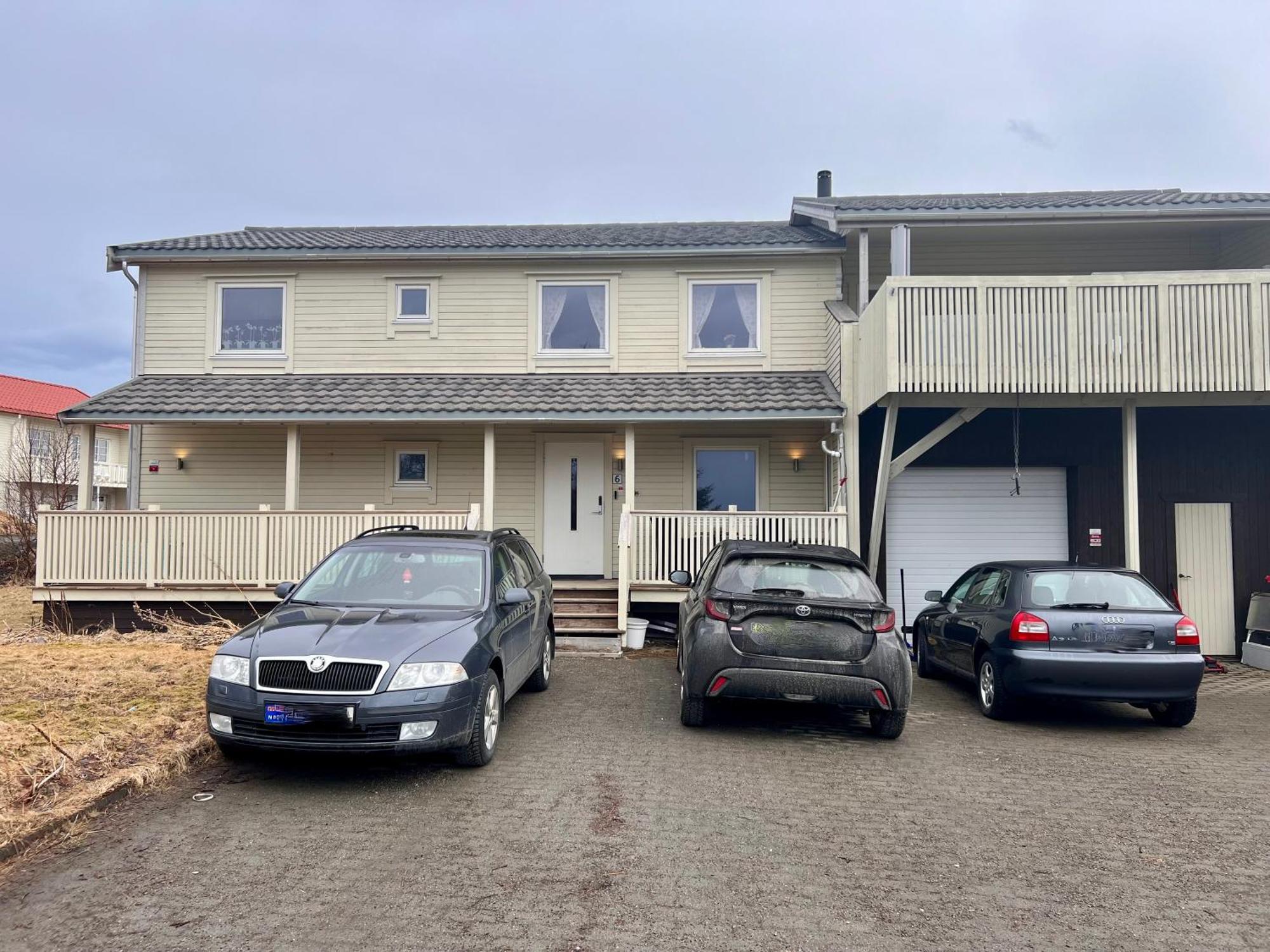 Lofoten Booking Leknes Eksteriør billede